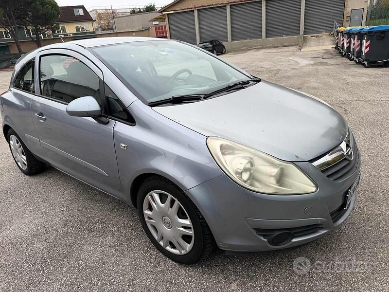 Usata Opel Corsa Sport 80 CV (58 kW) 2008 Grigio Utilitaria