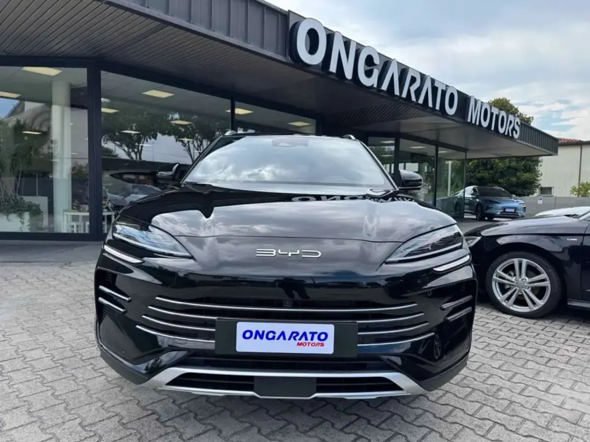 Usata BYD Seal U Boost 218 CV (160 kW) 2025 Nero SUV