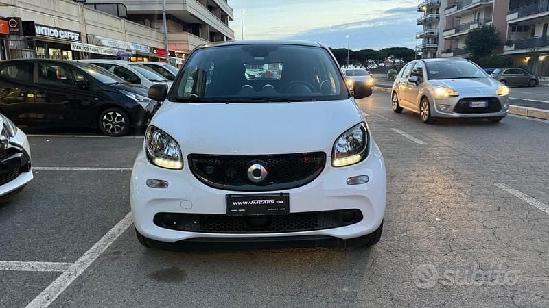 Bianco Usata 2019 Smart ForFour Electric Drive Passion Berlina | 9900 € (Ottimo prezzo) - Immagine 1/4