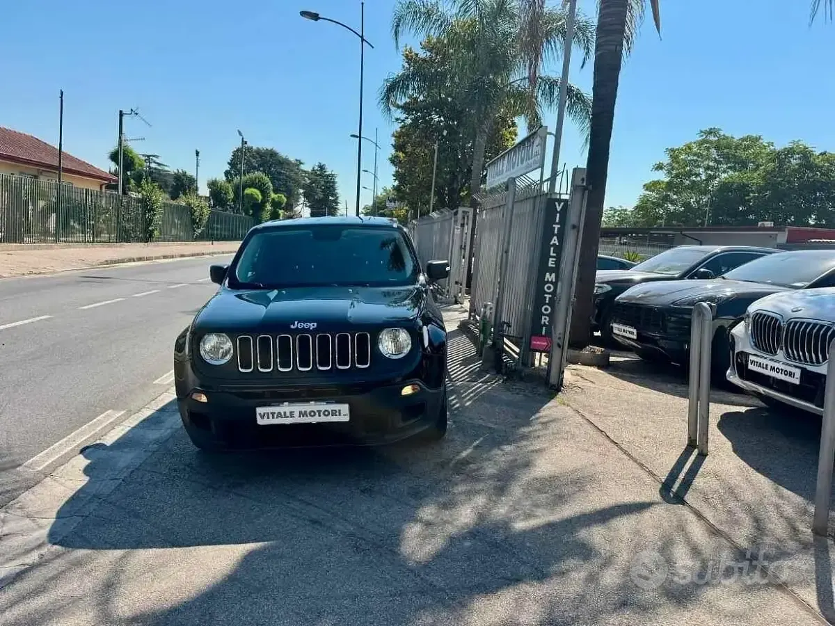 Usata Jeep Renegade Sport 95 CV (69 kW) 2017 Nero SUV