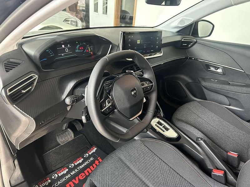 Nuova Peugeot 208 Style 101 CV (74 kW) 2025 Grigio artense metallizzato Utilitaria