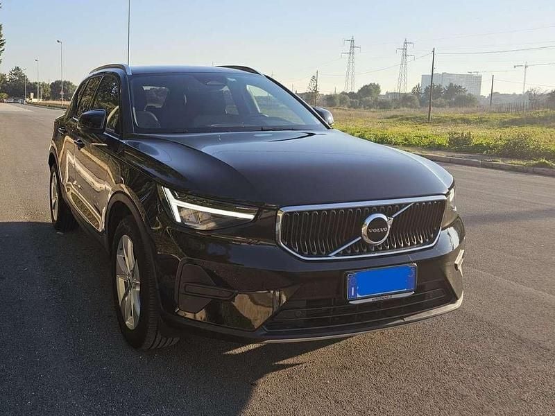 Usata Volvo XC40 Core 163 CV (119 kW) 2023 Nero SUV