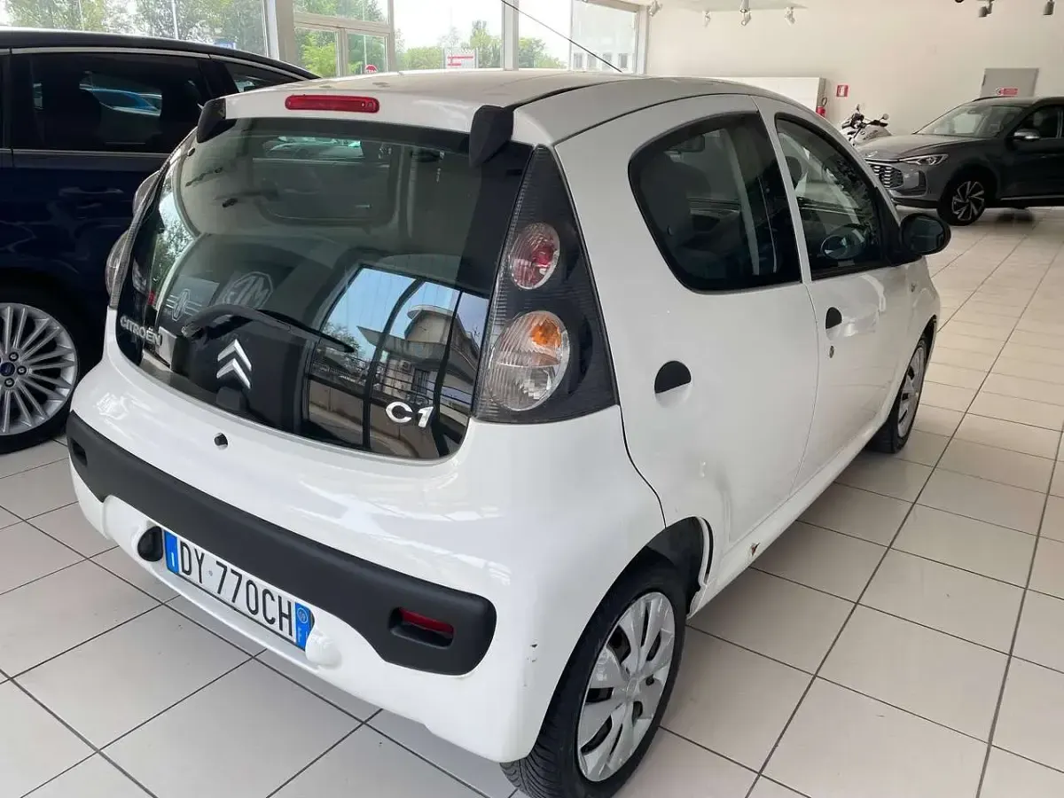 Usata Citroën C1 Style 68 CV (50 kW) 2009 Bianco Utilitaria