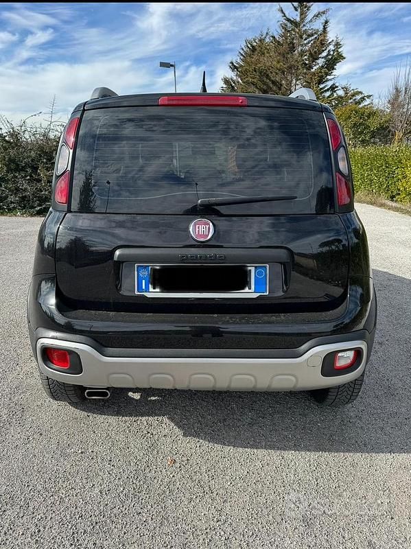 Usata Fiat Panda Cross Cross 95 CV (69 kW) 2018 Nero Utilitaria