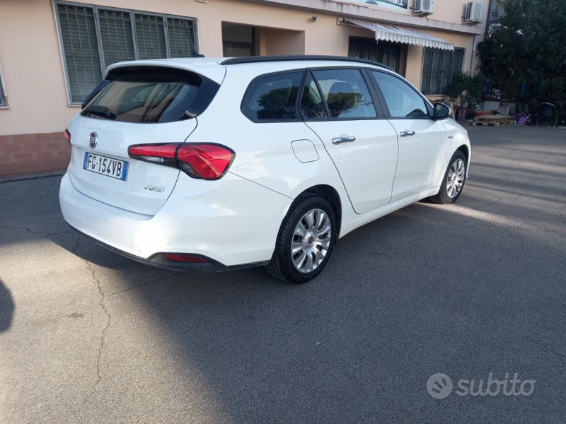 Usata Fiat Tipo 110 CV (80 kW) 2018 Bianco Station wagon