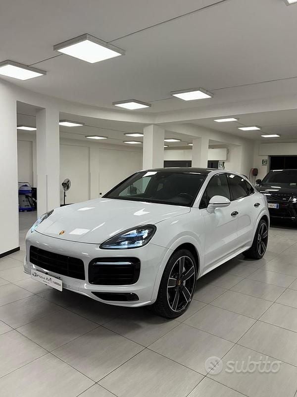 Usata Porsche Cayenne 549 CV (403 kW) 2020 Bianco SUV