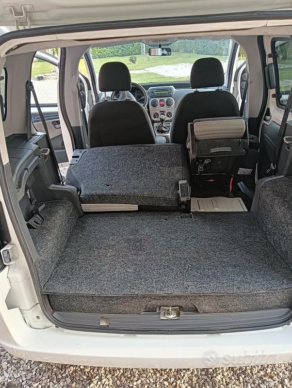 Usata Fiat Qubo Trekking 77 CV (56 kW) 2010 Bianco Monovolume