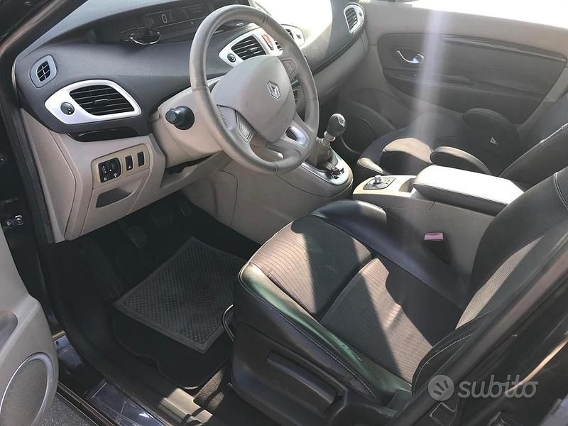 Usata Renault Scénic III 130 CV (95 kW) 2010 Nero Monovolume