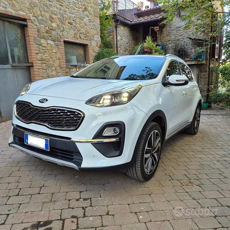 Usata Kia Sportage Style 115 CV (84 kW) 2021 Bianco SUV