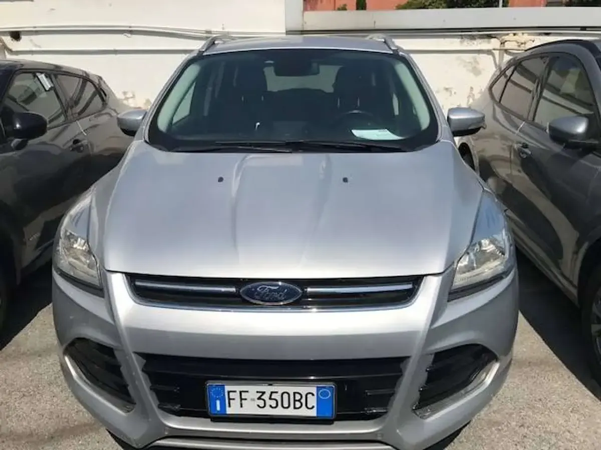 Usata Ford Kuga Titanium 150 CV (110 kW) 2016 Argento SUV