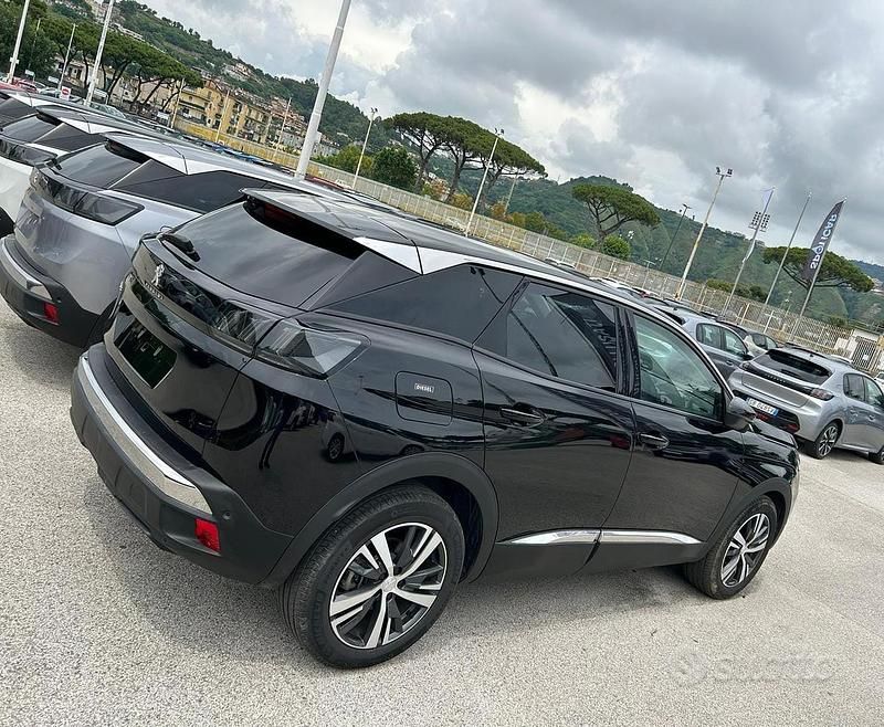 Usata Peugeot 3008 Allure 131 CV (96 kW) 2022 Nero Berlina