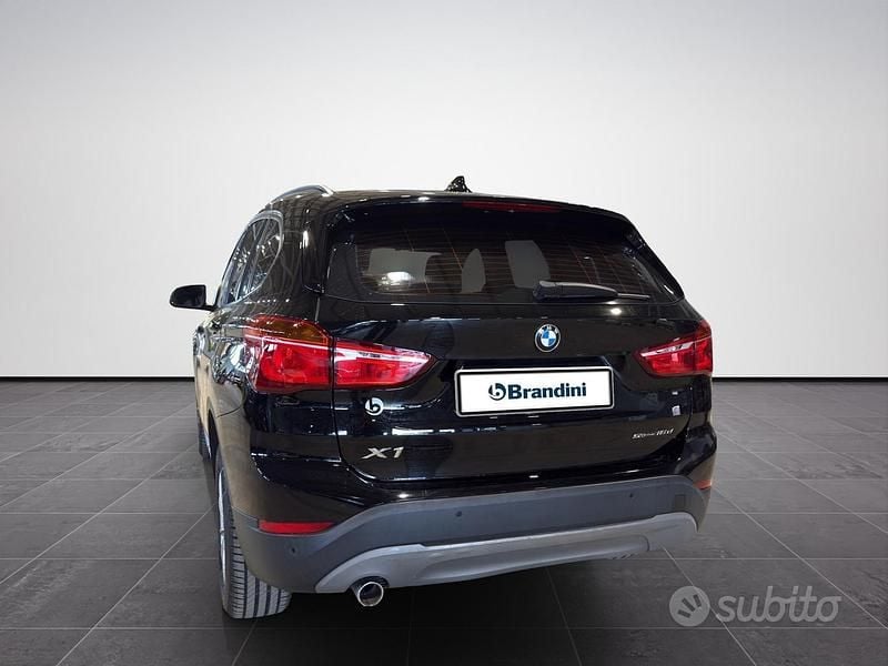 Usata BMW X1 Efficient Dynamics 150 CV (110 kW) 2019 Nero cinema SUV