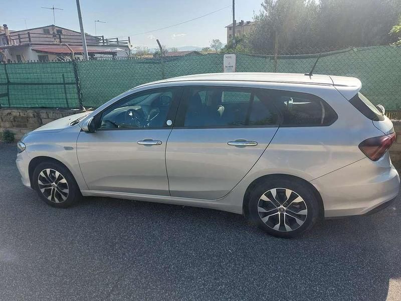 Usata 2020 Fiat Tipo Mirror Station wagon | 12.500 € (Buon prezzo) - Immagine 1/4