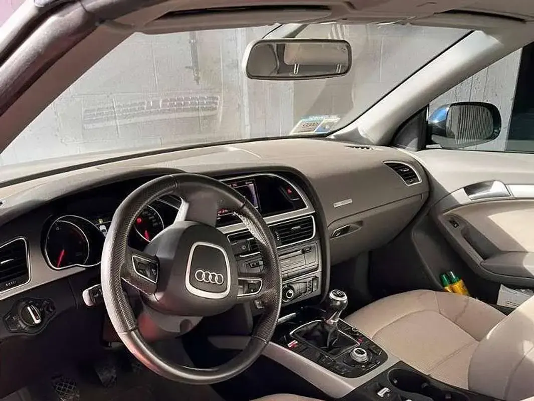 Usata Audi A5 Cabriolet 170 CV (125 kW) 2011 Blu/azzurro Cabrio