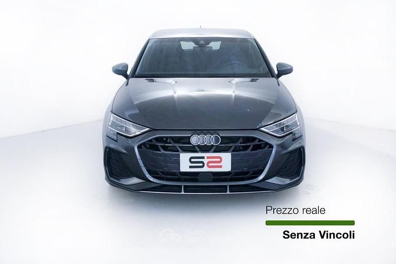 Usata Audi A3 S-Line 150 CV (110 kW) 2024 Gray Berlina