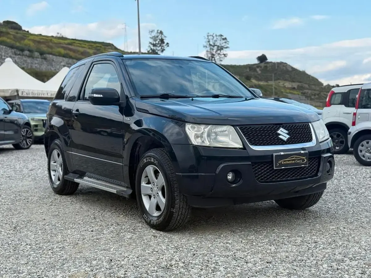 Usata Suzuki Grand Vitara 129 CV (94 kW) 2009 Nero SUV