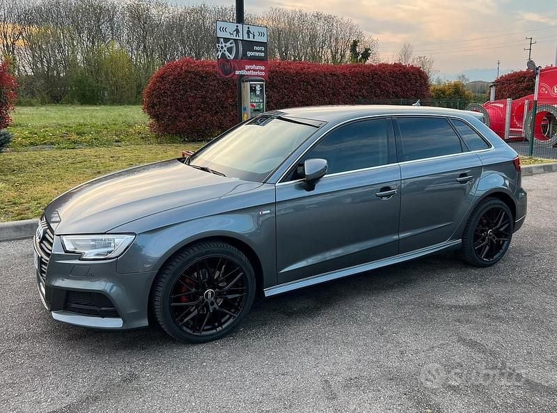 Usata Audi A3 S-Line 116 CV (85 kW) 2017 Grigio Berlina