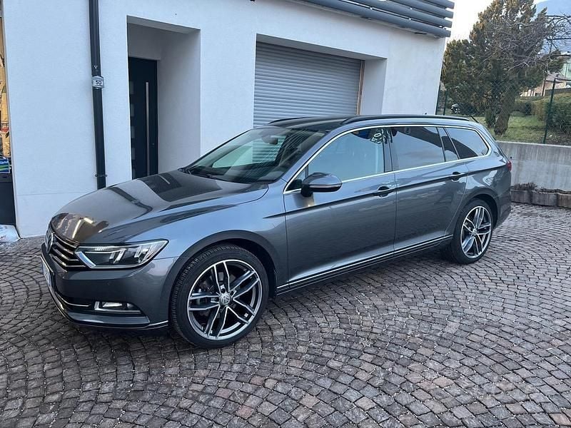 Usata VW Passat Executive 150 CV (110 kW) 2017 Grigio Station wagon