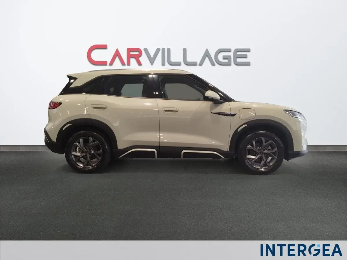 Nuova BYD Atto 2 Boost 2025 Hiking green SUV