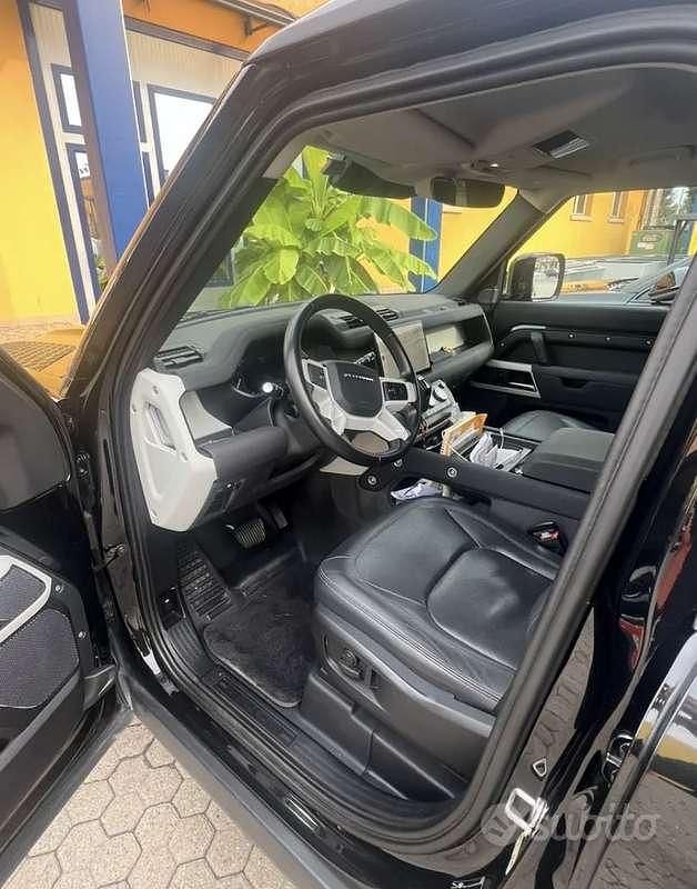 Usado Land Rover Defender Dynamic 200 CV (147 kW) 2022 SUV