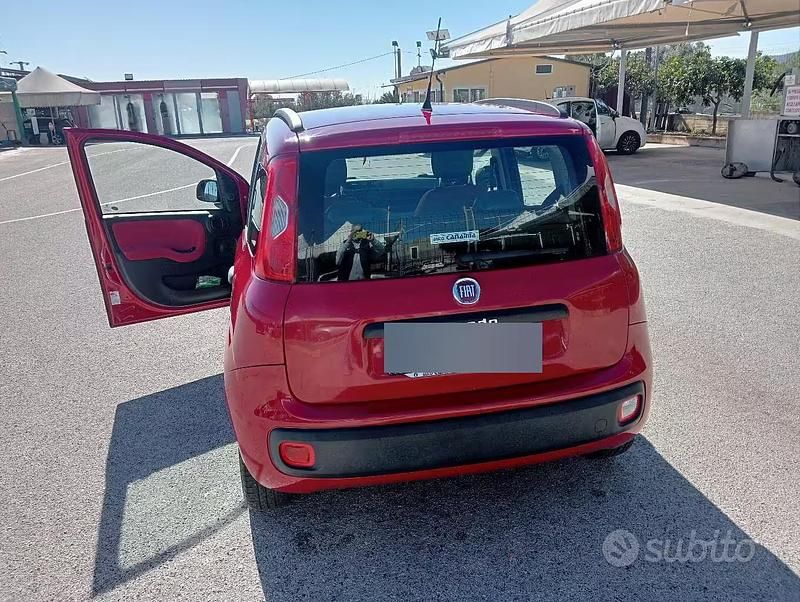 Usata Fiat Panda 69 CV (50 kW) 2012 Rosso Utilitaria