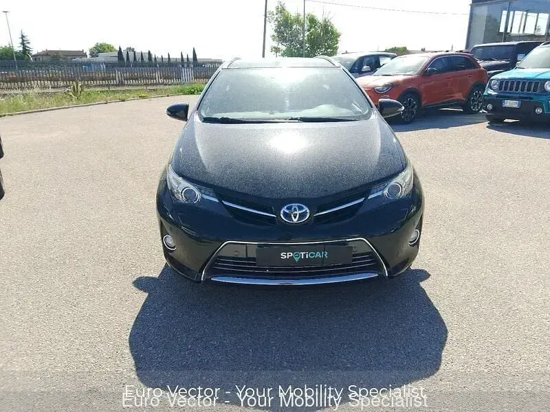 Usata Toyota Auris Touring Sports Lounge 136 CV (100 kW) 2015 Station wagon