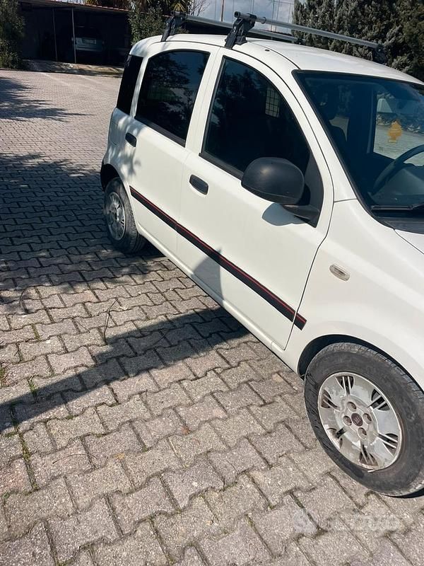 Usata Fiat Panda 69 CV (50 kW) 2011 Bianco Utilitaria