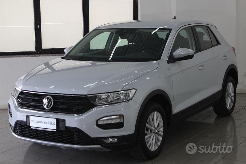 Usata VW T-Roc Business 149 CV (109 kW) 2021 Grigio SUV