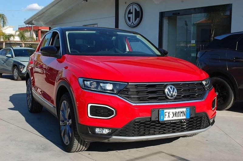 Usata VW T-Roc Advance 150 CV (110 kW) 2019 Rosso SUV