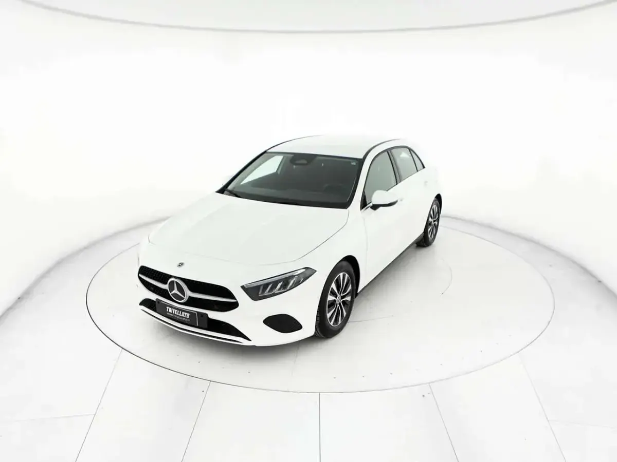 Usata Mercedes A180 Advanced 116 CV (85 kW) 2025 Berlina