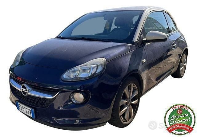 Usata Opel Adam Glam 87 CV (63 kW) 2015 Lilla(met.) Utilitaria