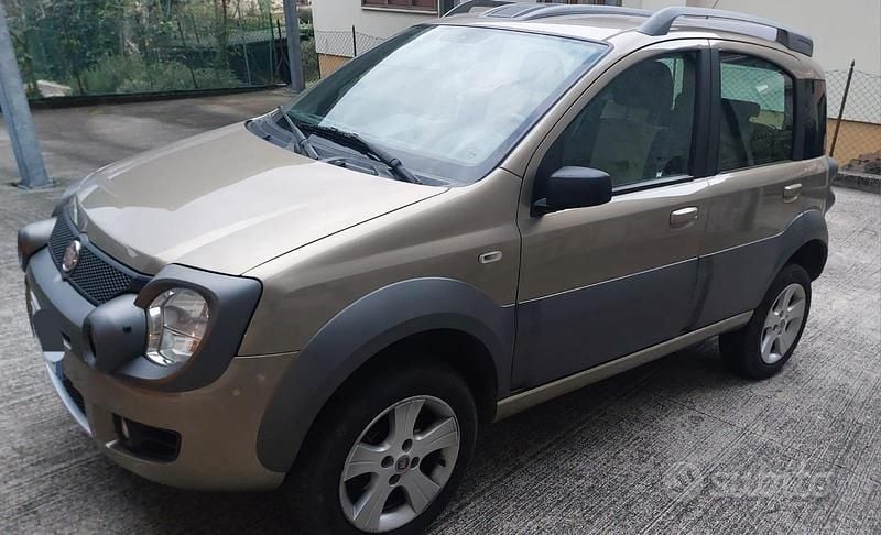 Usata Fiat Panda 4x4 Cross 2008 Marrone Utilitaria