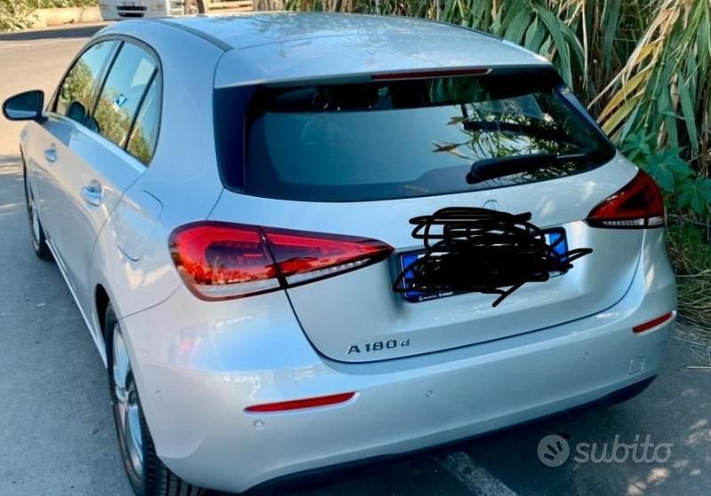Usata Mercedes A180 2020 Grigio Berlina