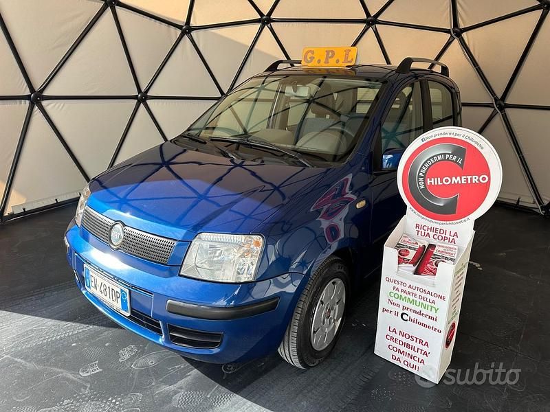 Usata Fiat Panda Dynamic 59 CV (43 kW) 2005 Blu Utilitaria