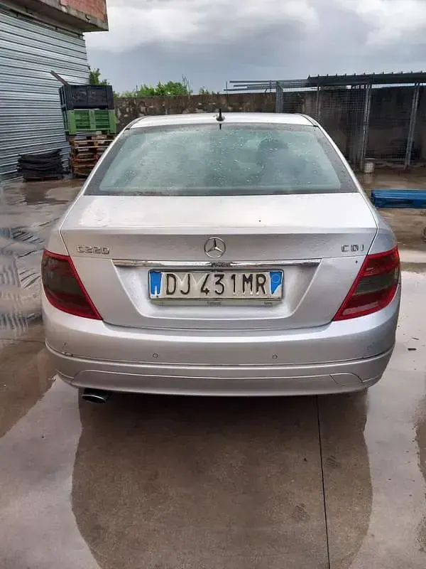 Usata Mercedes C220 Avantgarde 170 CV (125 kW) 2007 Berlina