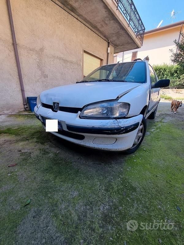 Usata Peugeot 106 60 CV (44 kW) 2000 Utilitaria