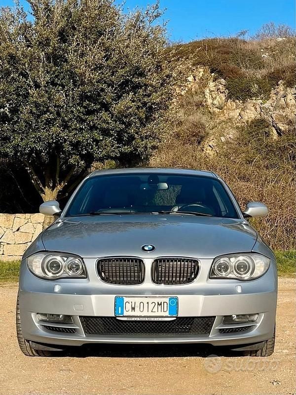 Grigio Usata 2008 BMW 120 Coupé Coupé | 7300 € - Immagine 1/4