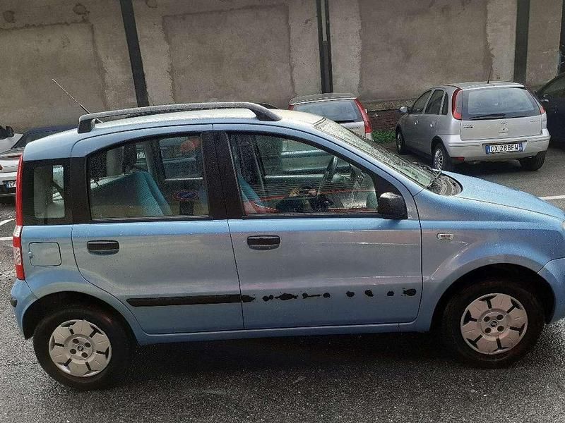 Usata Fiat Panda Dynamic 60 CV (44 kW) 2004 Azzurro Utilitaria