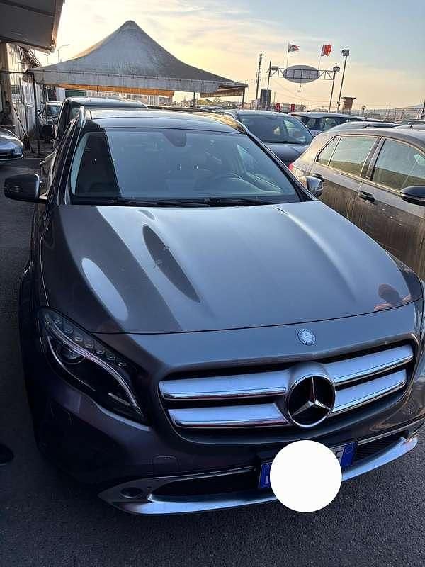 Usata Mercedes GLA200 Premium 136 CV (100 kW) 2016 SUV