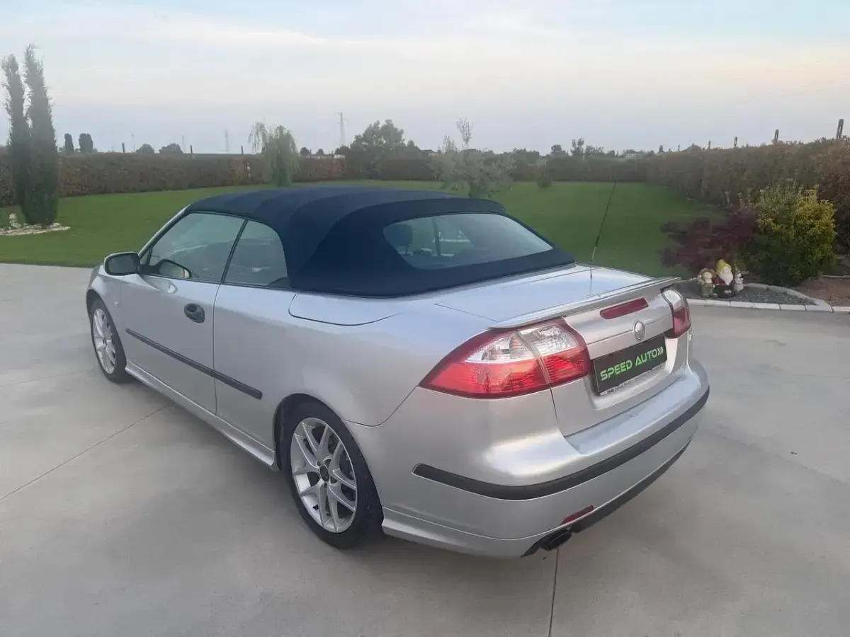 Usata Saab 9-3 Aero 209 CV (153 kW) 2004 Argento Cabrio