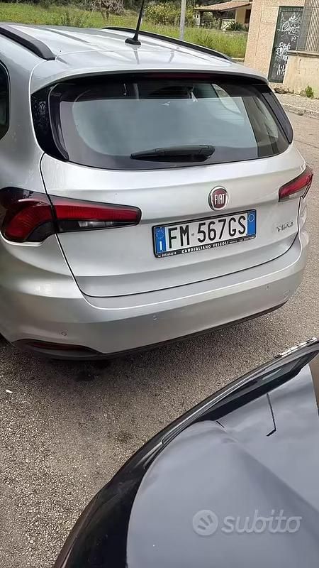 Usata Fiat Tipo Wagon 84 CV (61 kW) 2017 Grigio Station wagon