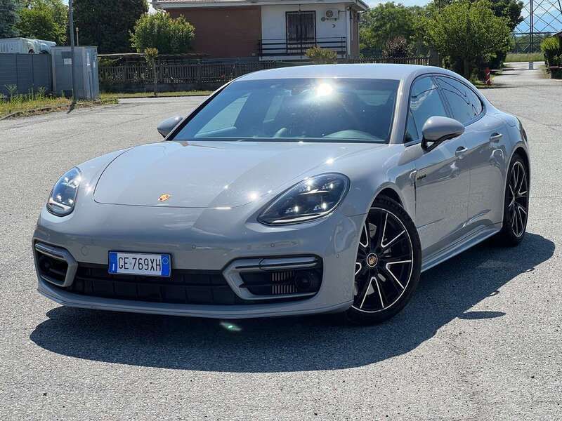 Usata Porsche Panamera 560 CV (411 kW) 2021 Bianco Berlina