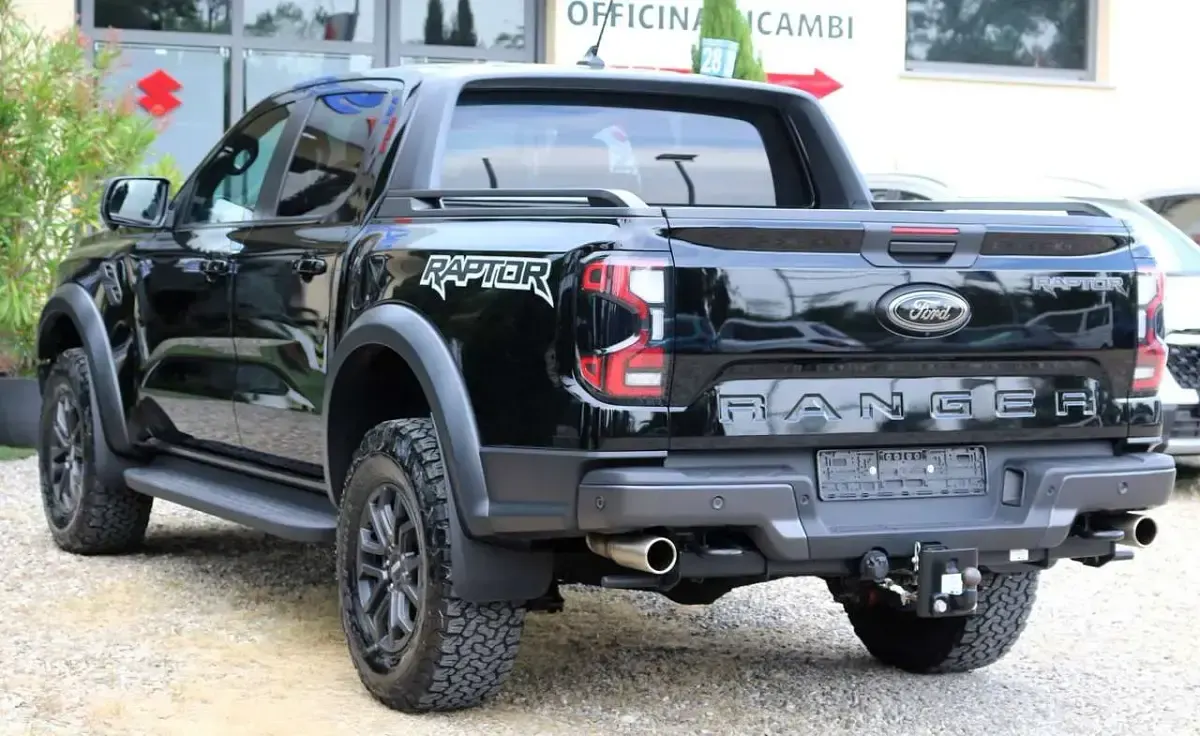 Usata Ford Ranger Raptor 292 CV (214 kW) 2023 Nero metallizzato Pick-up