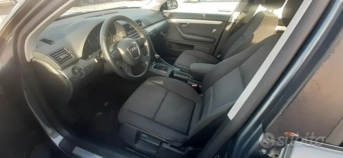 Usata Audi A4 S-Line 170 CV (125 kW) 2007 Grigio Berlina