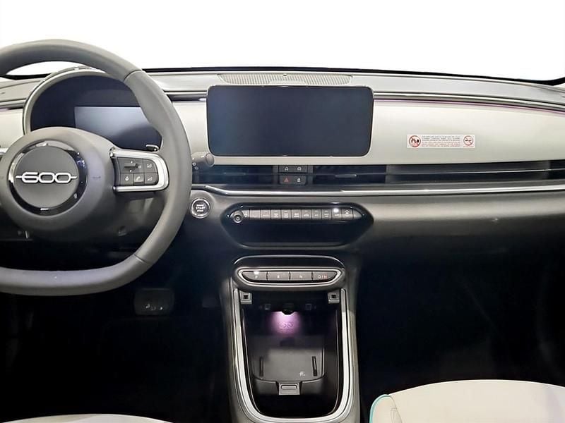 Usata Fiat 600 La Prima 110 CV (80 kW) 2025 Sabbia terre d'italia SUV