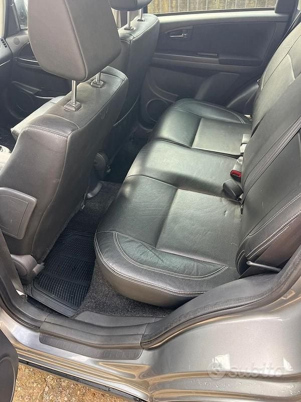 Usata Fiat Sedici 134 CV (98 kW) 2013 Grigio SUV