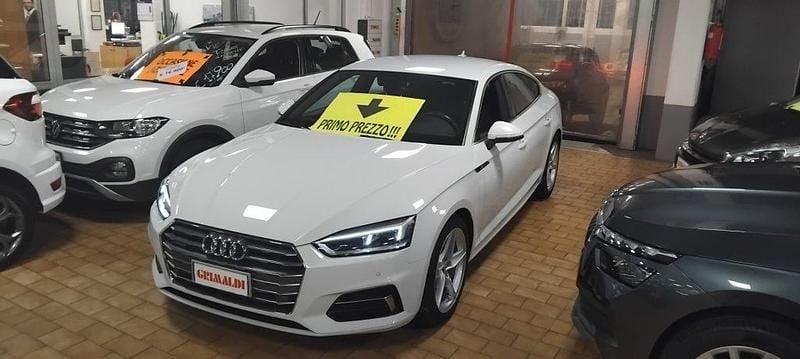Bianco nevada / pastello Usata 2017 Audi A5 Sportback Sport Due volumi | 23.900 € (Super prezzo) - Immagine 1/4