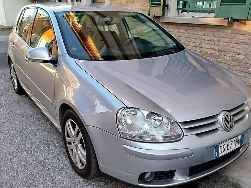 Usata VW Golf VI United 102 CV (75 kW) 2008 Grigio Utilitaria