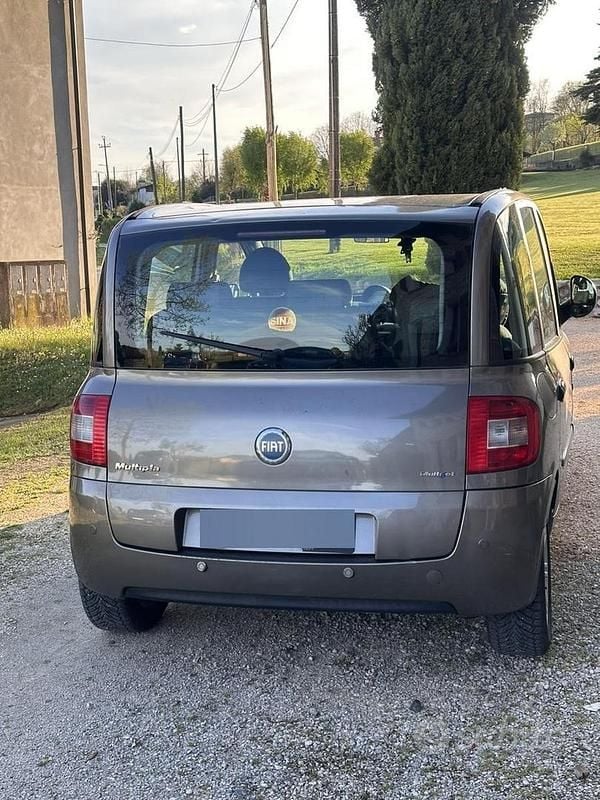 Usata Fiat Multipla Active 120 CV (88 kW) 2007 Marrone Monovolume
