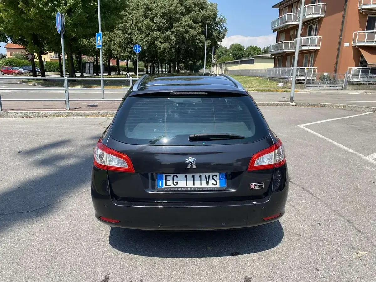 Usata Peugeot 508 Active 111 CV (81 kW) 2011 Nero Station wagon